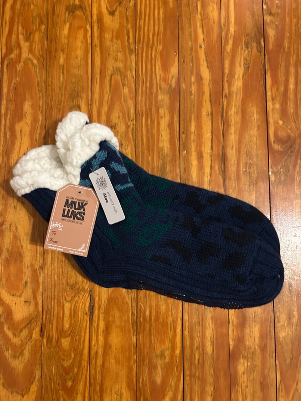 Muk Luks Navy and Green Sherpa-Lined Casual Slipper Socks Womens size 6-8